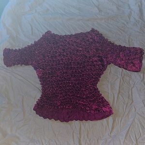 Stretch material to fit all different shapes and sizes